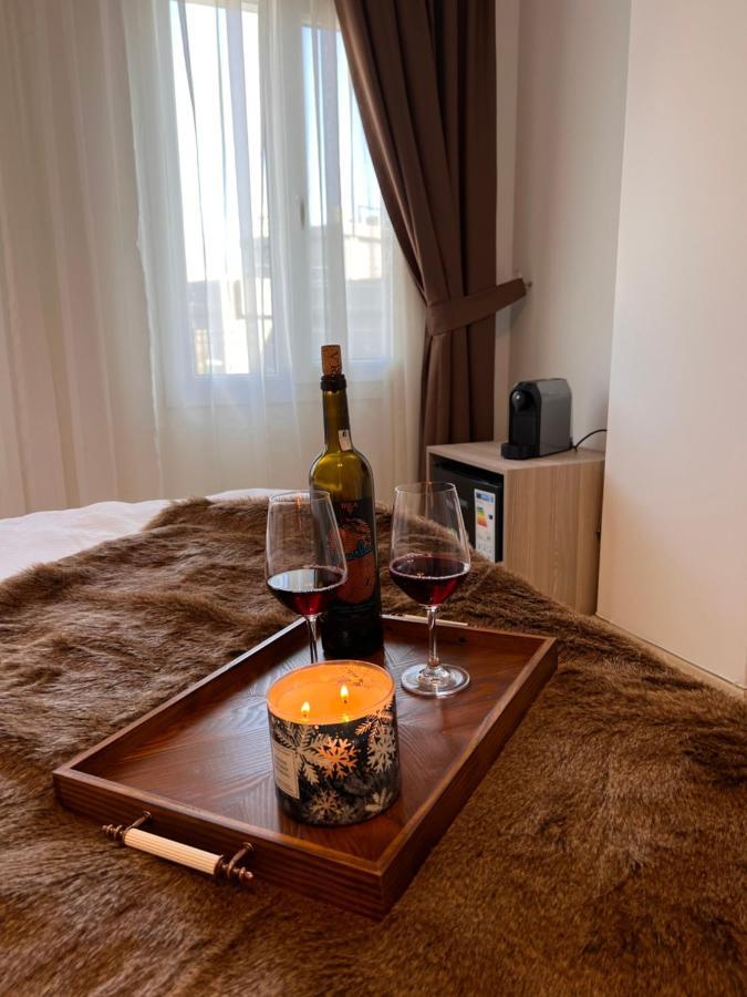 B. Equine Range Hotel Narlidere Exterior foto