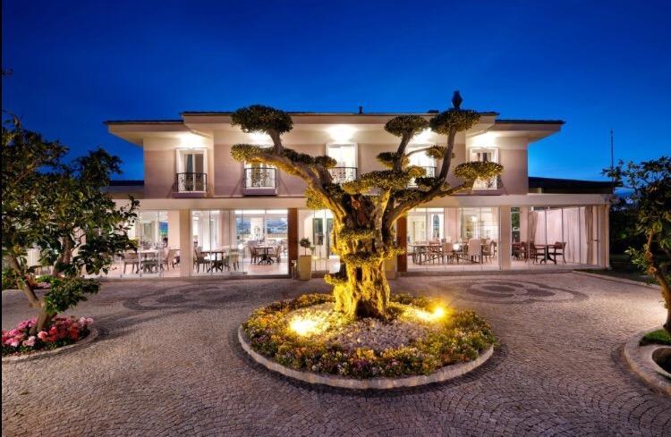 B. Equine Range Hotel Narlidere Exterior foto